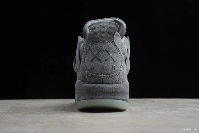 Chep Onekick KAWS Air Cool 4 930155-003 Jordan x Grey 0704